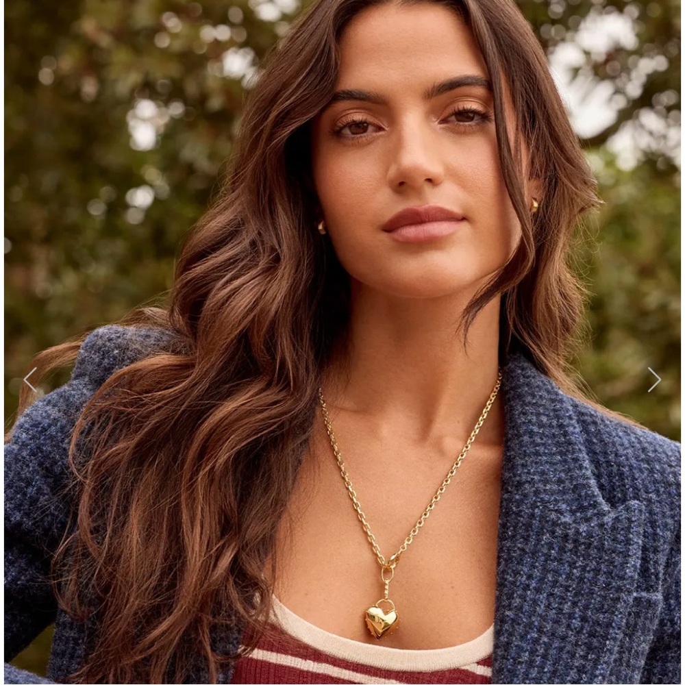 Gojana Heart Charm  Necklace